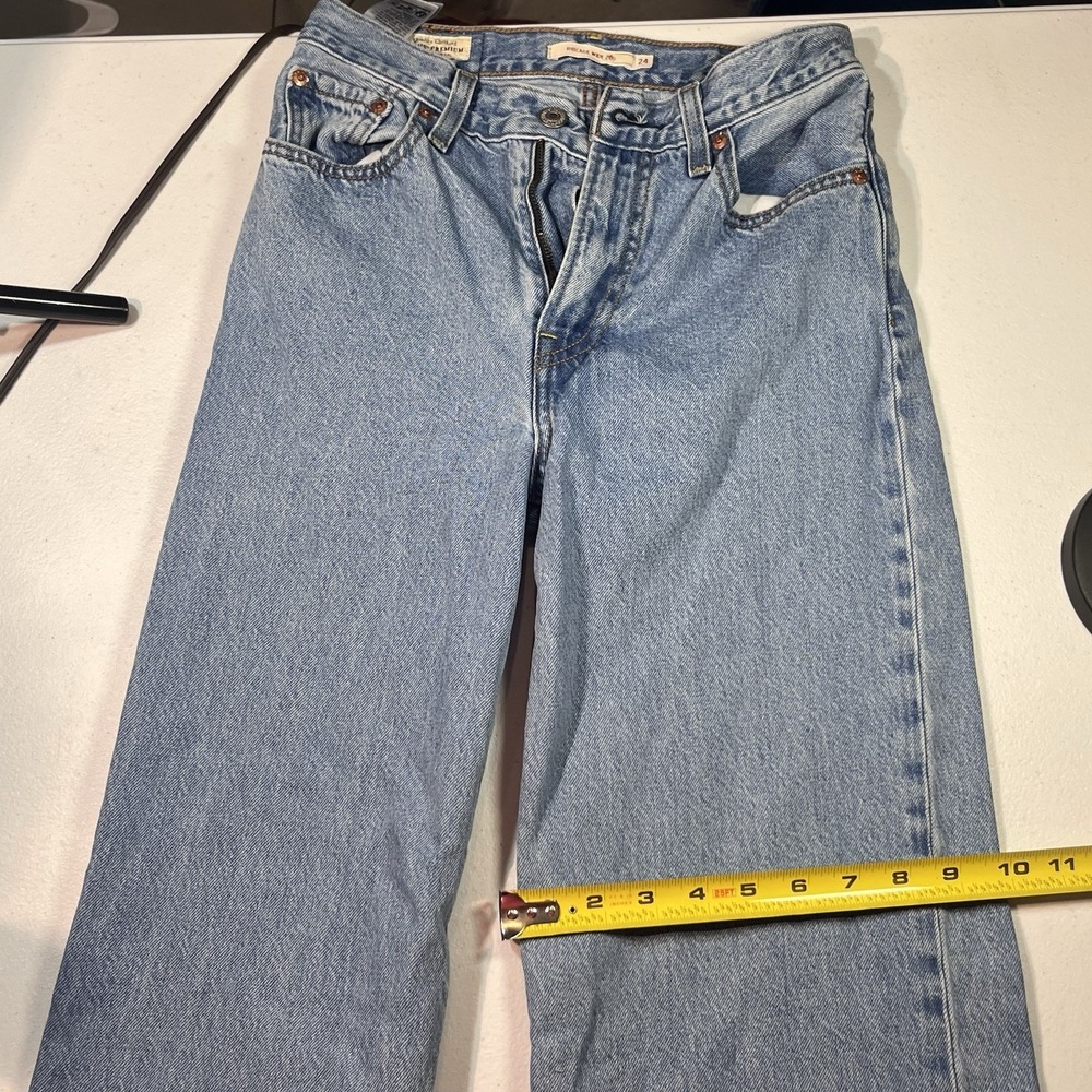 Levi's Women's Blue Denim Premium Ribcage Wide Leg Jeans 24 X 32 High Rise - Picture 4 of 11